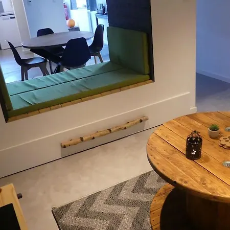 La Taniere Des Oursons * エワイユ